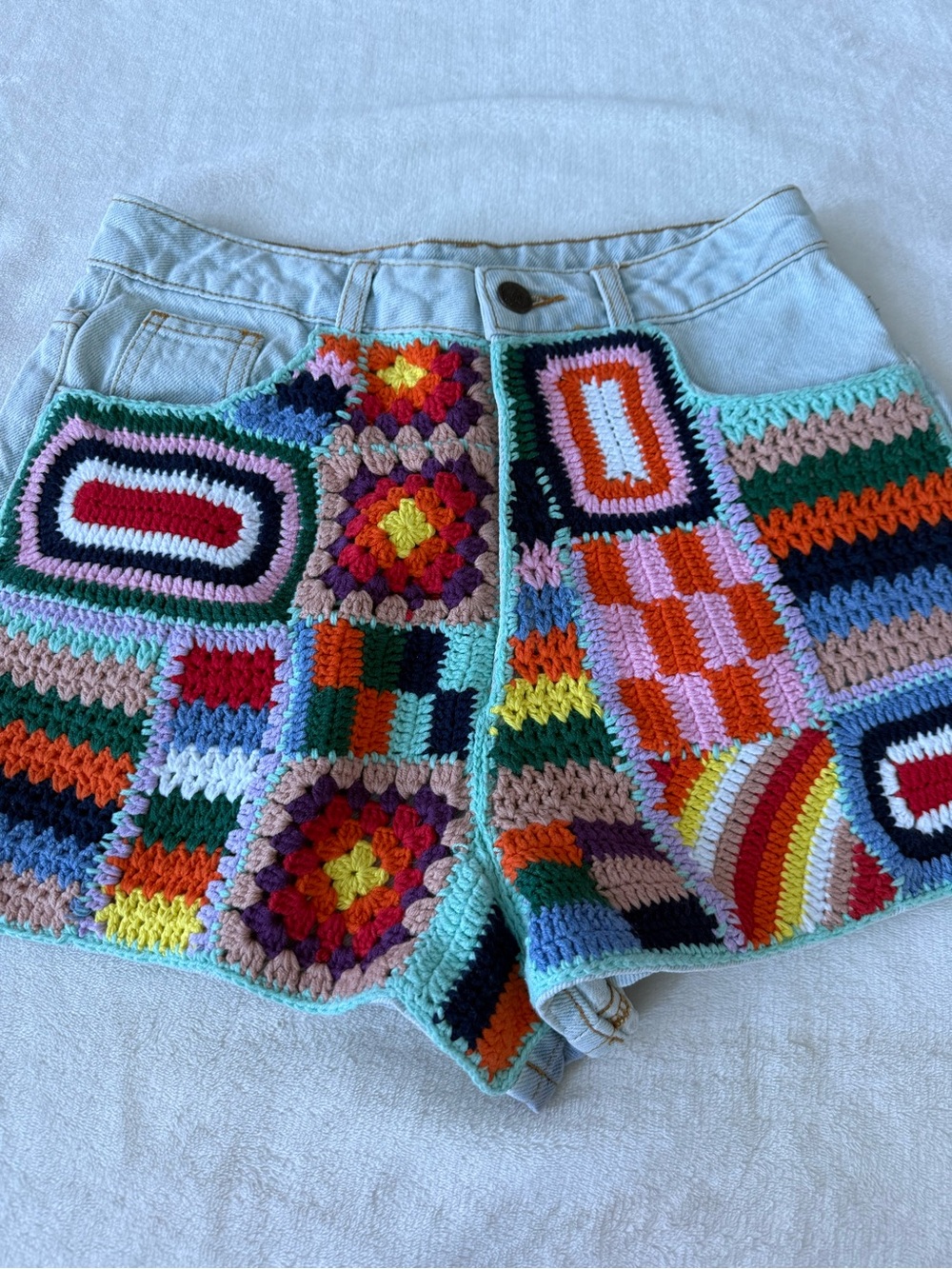 Farm Rio Shorts Sz 26 Blue Ultra High Rise Crochet Patchwork Rainbow Denim D91